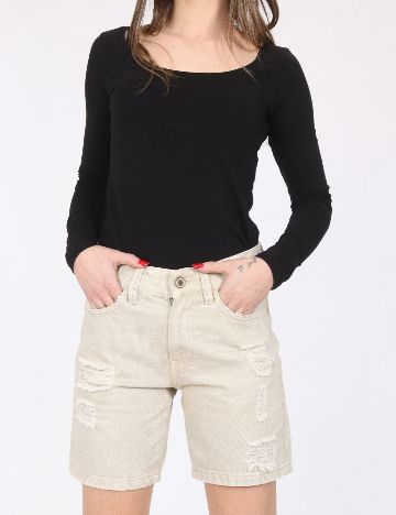 Pantaloni scurti Bershka, bej