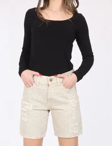 Pantaloni scurti Bershka, bej