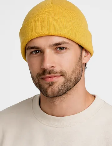 Caciula Bershka, galben