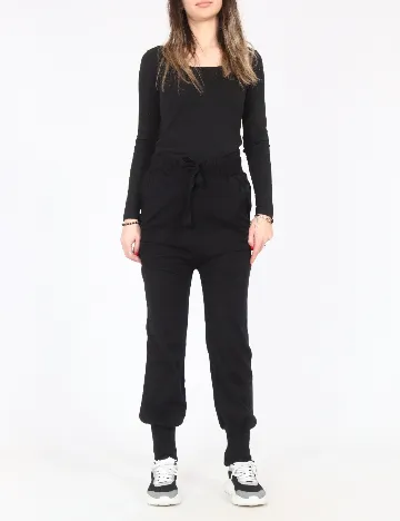 Pantaloni Bershka, negru