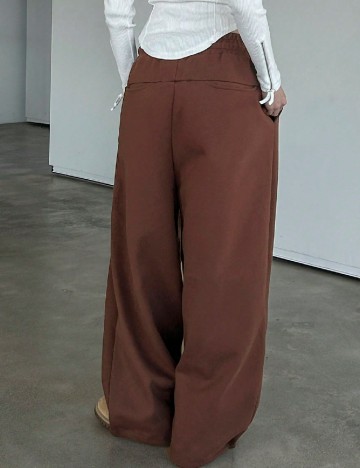 Pantaloni Dazy, maro