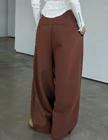 Pantaloni Dazy, maro