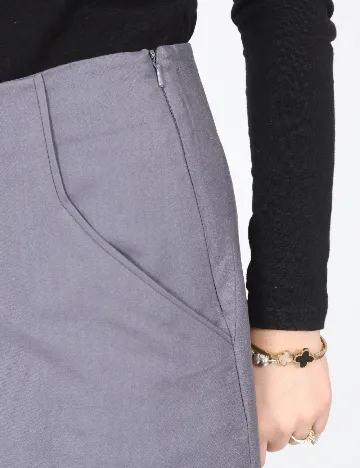 Fusta Zara, gri