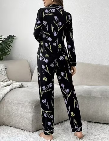 Pijama SHEIN, floral
