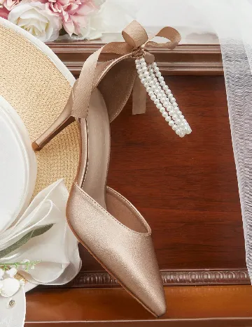 Pantofi Cuccoo, crem