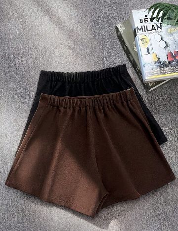 Set Pantaloni scurti 2 perechi SHEIN CURVE, negru/maro