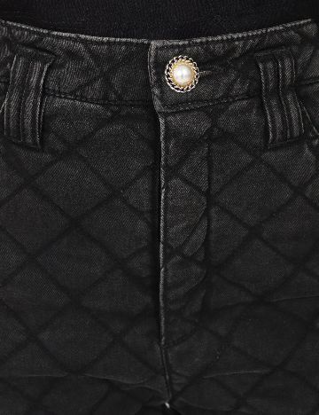 Pantaloni scurti Bershka, negru