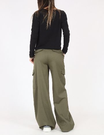 Pantaloni Bershka, verde