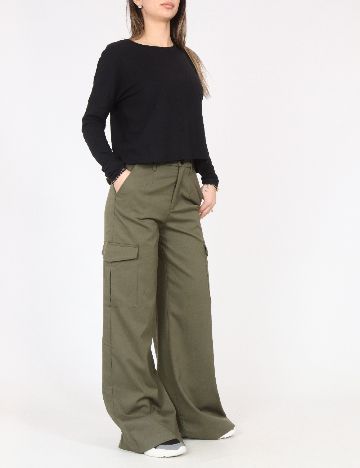 Pantaloni Bershka, verde