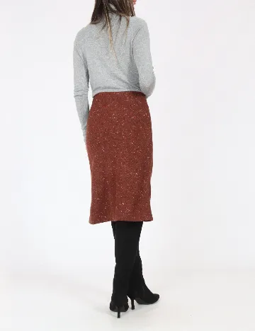 Fusta Bershka, maro