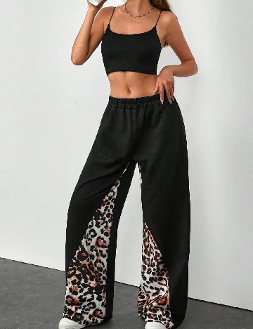 Pantaloni SHEIN, negru