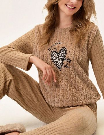 Pijama SHEIN, maro deschis