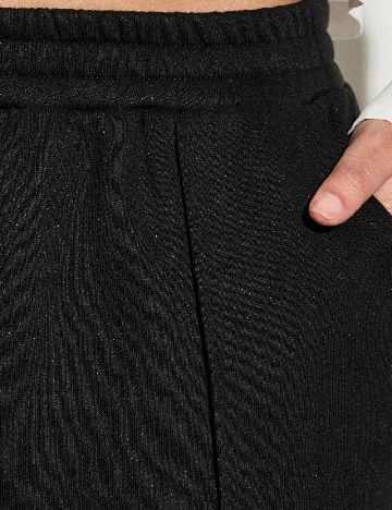 Pantaloni AiiRZ, negru
