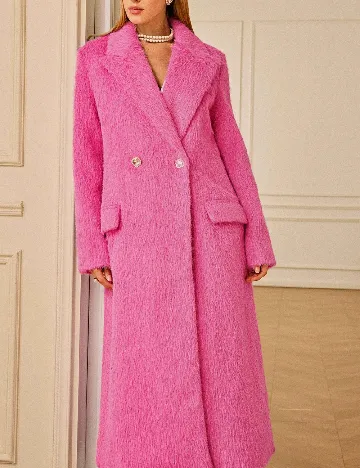 Palton Aveloria, roz