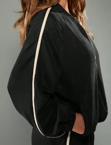 Jacheta Missguided, negru