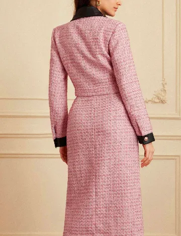 Compleu Aveloria, piersica