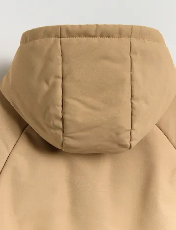 Geaca impermeabila Reserved, crem