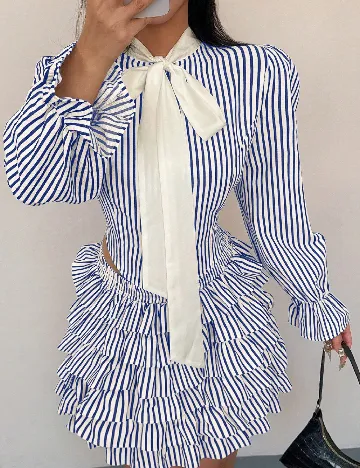 Compleu SHEIN CURVE, albastru/crem