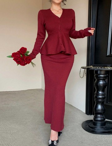 Compleu Dazy, visiniu