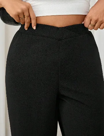 Pantaloni SHEIN CURVE, negru