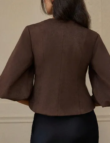 Jacheta Aveloria, maro