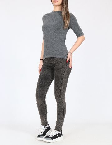 Pantaloni Bershka, gri inchis