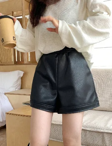 Pantaloni scurti Dazy, negru