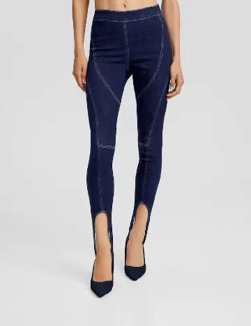 Pantaloni Bershka, bleumarin