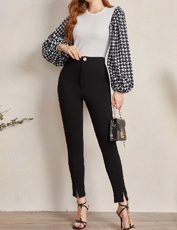 Pantaloni SHEIN, negru