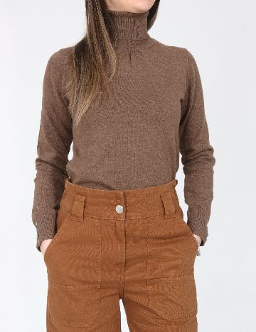 Pantaloni Bershka, maro