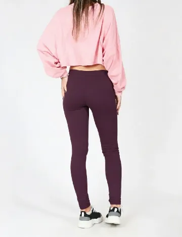 Colanti Bershka, mov