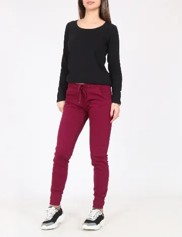 Pantaloni Bershka, visiniu