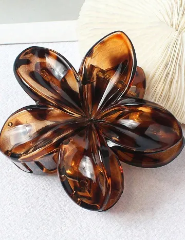 Clama de par SHEIN, maro