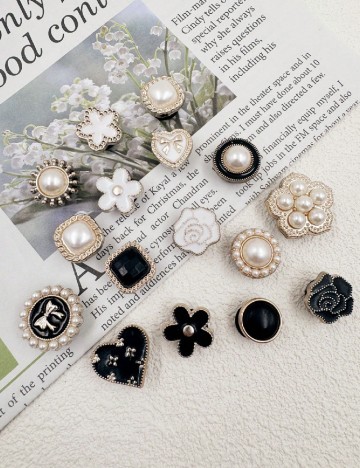 Set charmuri pentru saboti SHEIN, mix culori