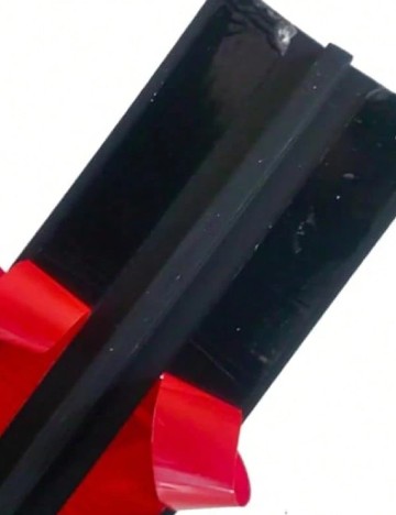 Prag autoadeziv SHEIN, negru