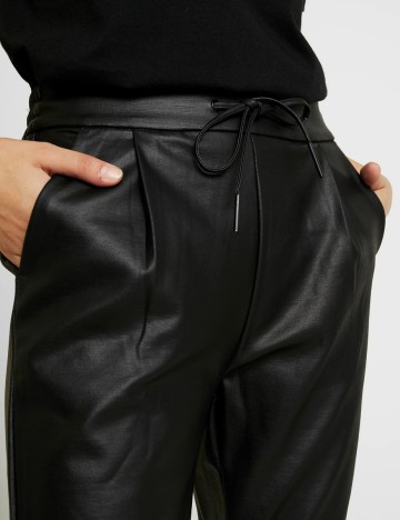 Pantaloni Vero Moda, negru