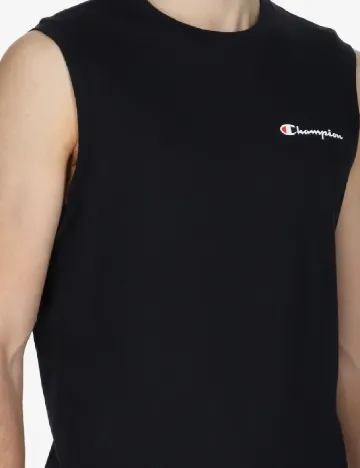 Maiou Champion, negru