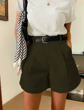 Pantaloni scurti SHEIN, verde