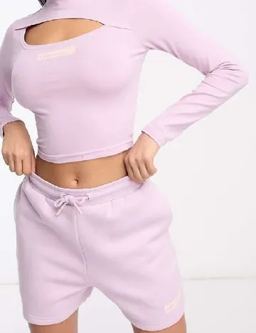 Pantaloni scurti ELLESSE, lila