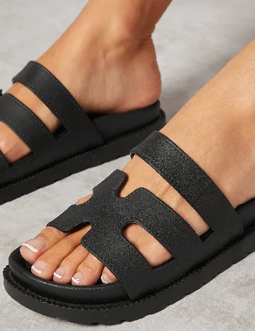 Slapi SHEIN, negru
