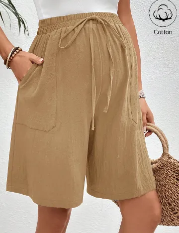 Pantaloni scurti SHEIN Maternity, maro