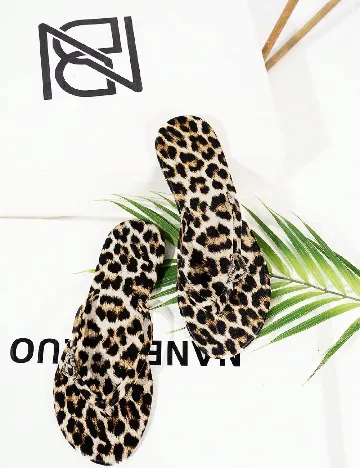 Slapi SHEIN, animal print