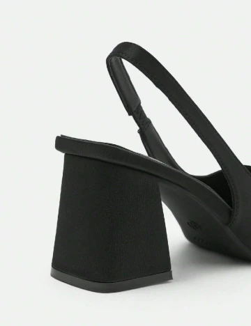 Pantofi Cuccoo, negru