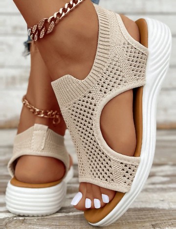 Sandale SHEIN, crem