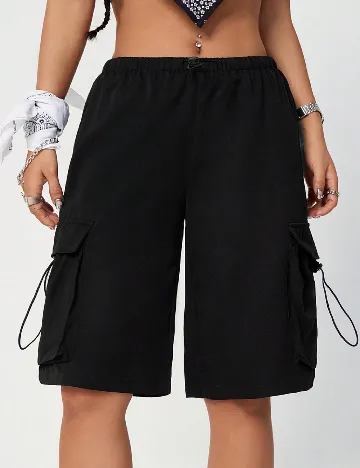 Pantaloni scurti SHEIN, negru