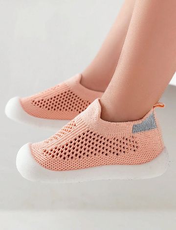 Adidasi Shein Kids, corai