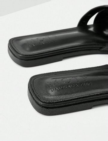 Slapi MOTF, alb/negru