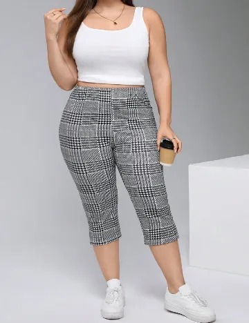 Pantaloni trei sferturi SHEIN CURVE, negru/alb