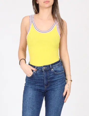 Body Bershka, galben