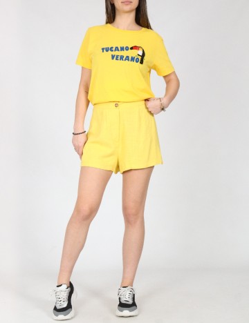 Pantaloni scurti Pull&Bear, galben